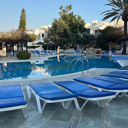 Paphos Gardens Studio Suite 外观 照片