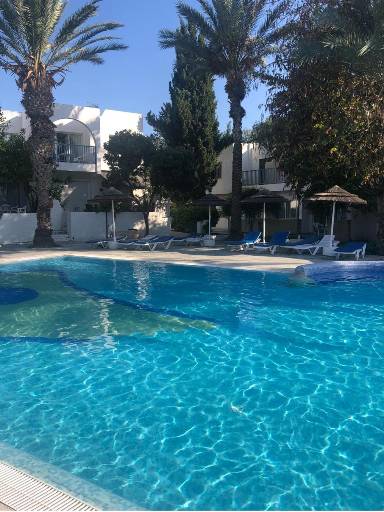 Paphos Gardens Studio Suite 外观 照片