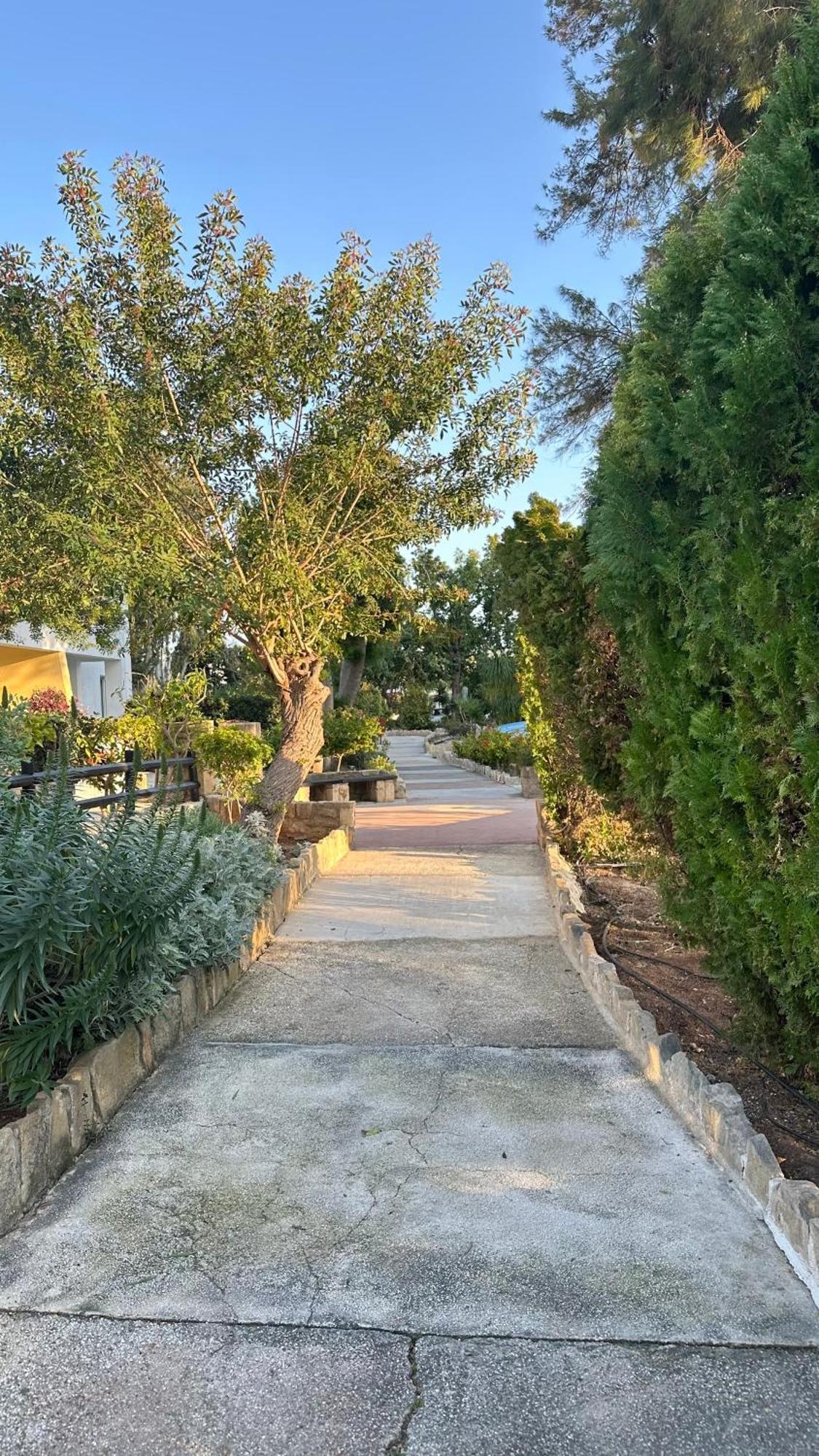 Paphos Gardens Studio Suite 外观 照片