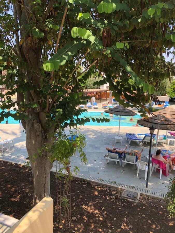 Paphos Gardens Studio Suite 外观 照片