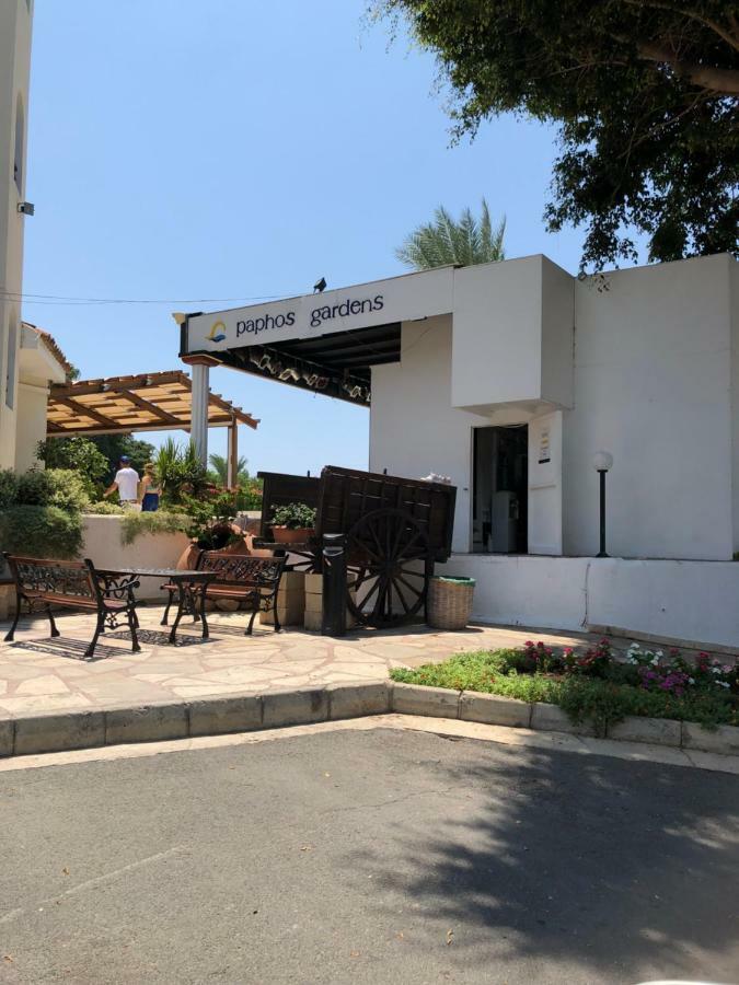 Paphos Gardens Studio Suite 外观 照片