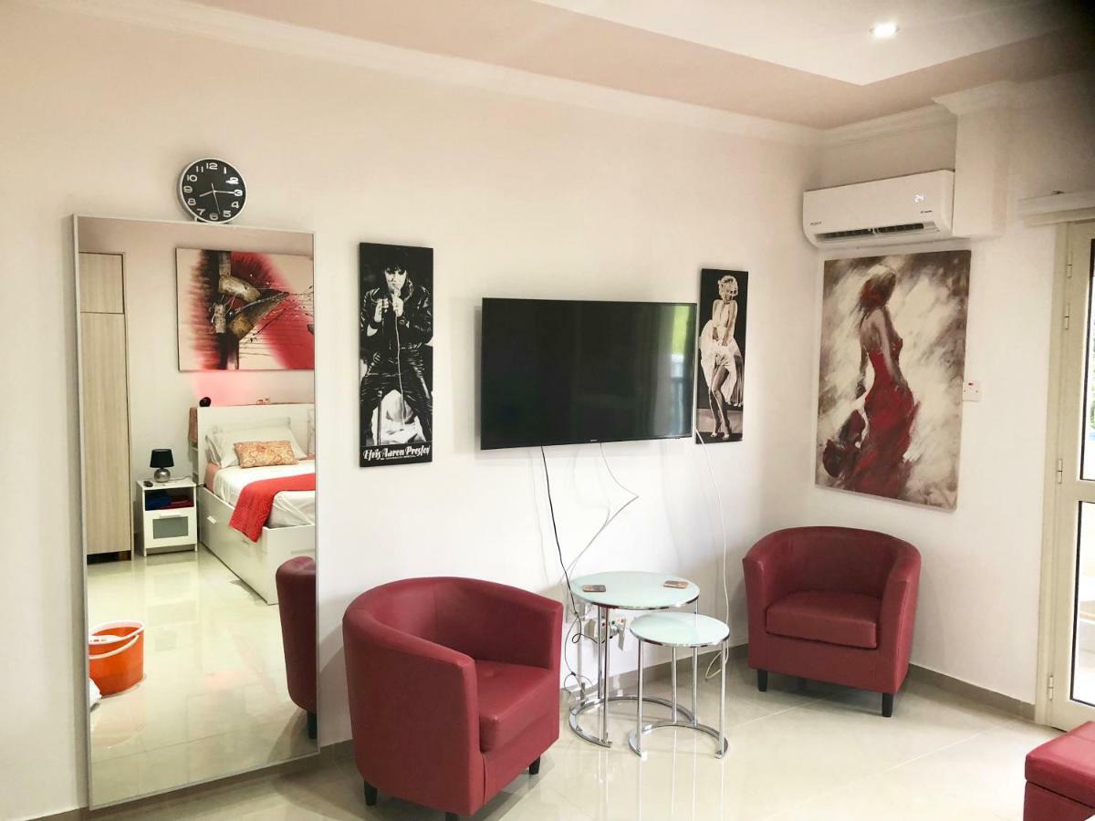 Paphos Gardens Studio Suite 外观 照片