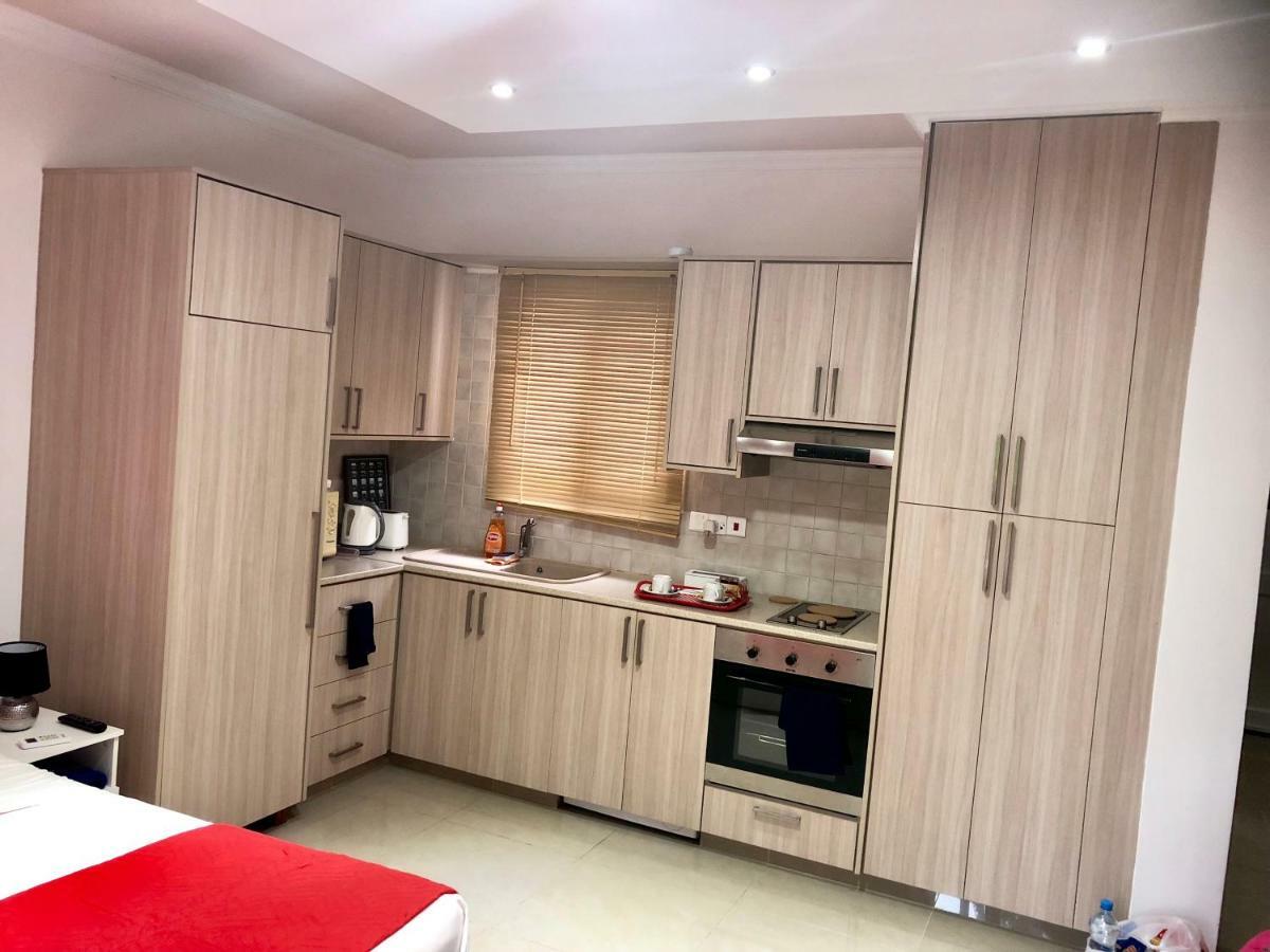 Paphos Gardens Studio Suite 外观 照片